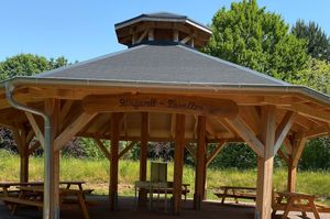 Ringwall-Pavillon im ErlebnisWald Trappenkamp